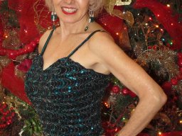 BB 06 MARY ALWAYS LOOKS GOOD